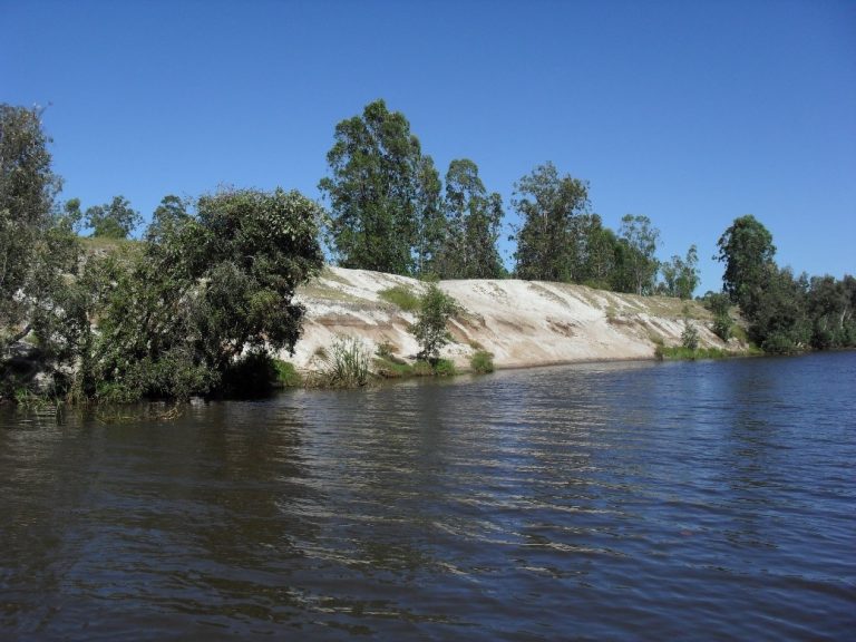 Études techniques et environnementales du projet d&rsquo;aménagement du canal des Pangalanes de Mananjary à Manakara.
